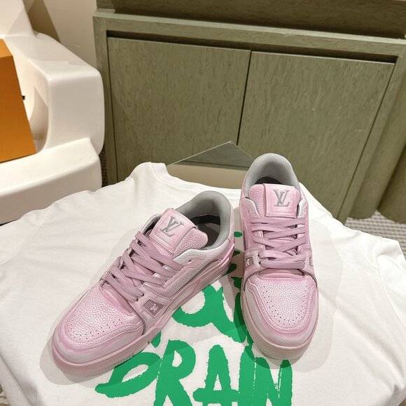 Louis Vuitton Handbags - Classic Louis Vuitton Shoes: A Stylish and Versatile Choice for Elegance